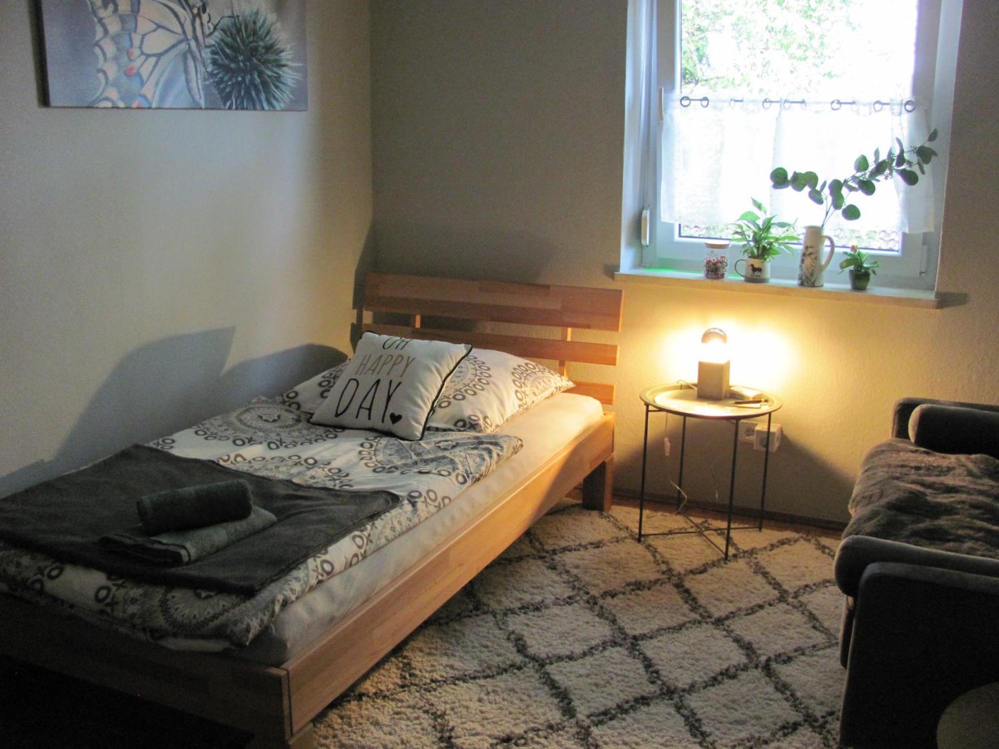 #3 Gemuetliches Ruhiges Zimmer Gartenblick, Gemeinschaftsbad W-Lan Airport Nah Gelegen Mit Late Night Check In Haus Nr 9,5 Trunkelsberg Exterior foto
